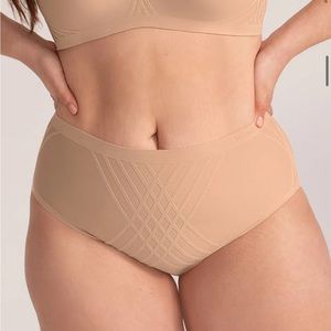 Honeylove Silhouette Brief Sz M